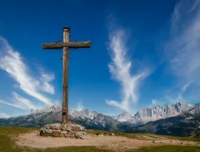 Web de la Asociación Internacional de Exorcistas ya se puede consultar en español