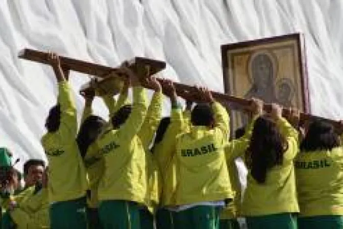 Cruz de la JMJ e ícono de la Virgen llegan a Uruguay