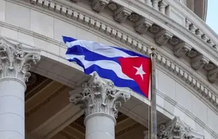 Imagen referencial / Bandera de Cuba. Crédito: Jeremy Bezanger / Unsplash. 