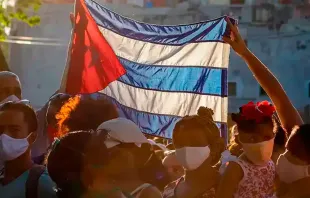 Bandera de Cuba. Crédito: Unsplash.