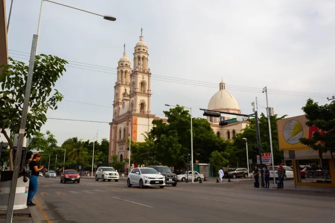 Violencia en Culiacán: Iglesia Católica pide a autoridades no abandonar a la población “a su suerte”