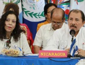 Expertos explican por qué la dictadura de Nicaragua secuestra y destierra a sacerdotes