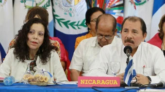 Daniel Ortega, dictador de Nicaragua, y Rosario Murillo, su esposa y vicepresidenta.