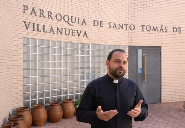 David Calahorra, párroco de Santo Tomás de Villanueva en la Diócesis de Alcalá de Henares (España). Crédtio: Diócesis de Alcalá de Henares.