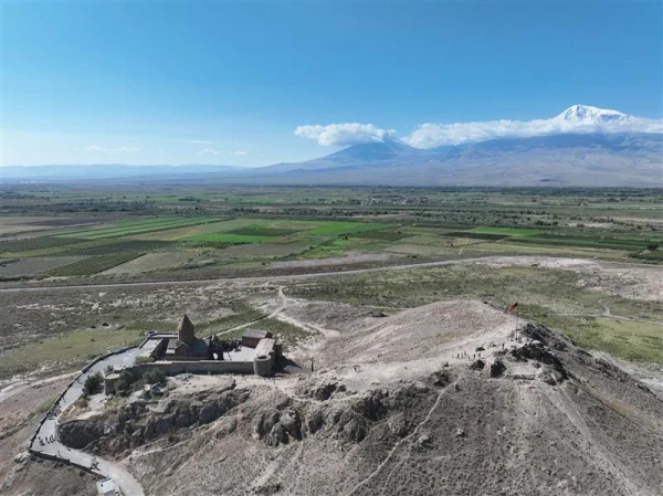 El monasterio de Khor Virap y Ararat en Armenia. Crédito: AGAP