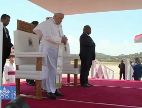 El Papa Francisco parte de Papúa Nueva Guinea y se dirige a Timor Oriental