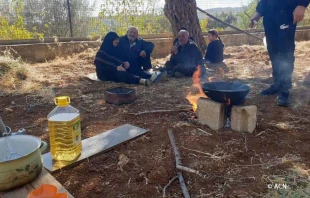 Cientos de miles de personas han sido desplazadas por los bombardeos israelíes en Líbano. Crédito: ACN.