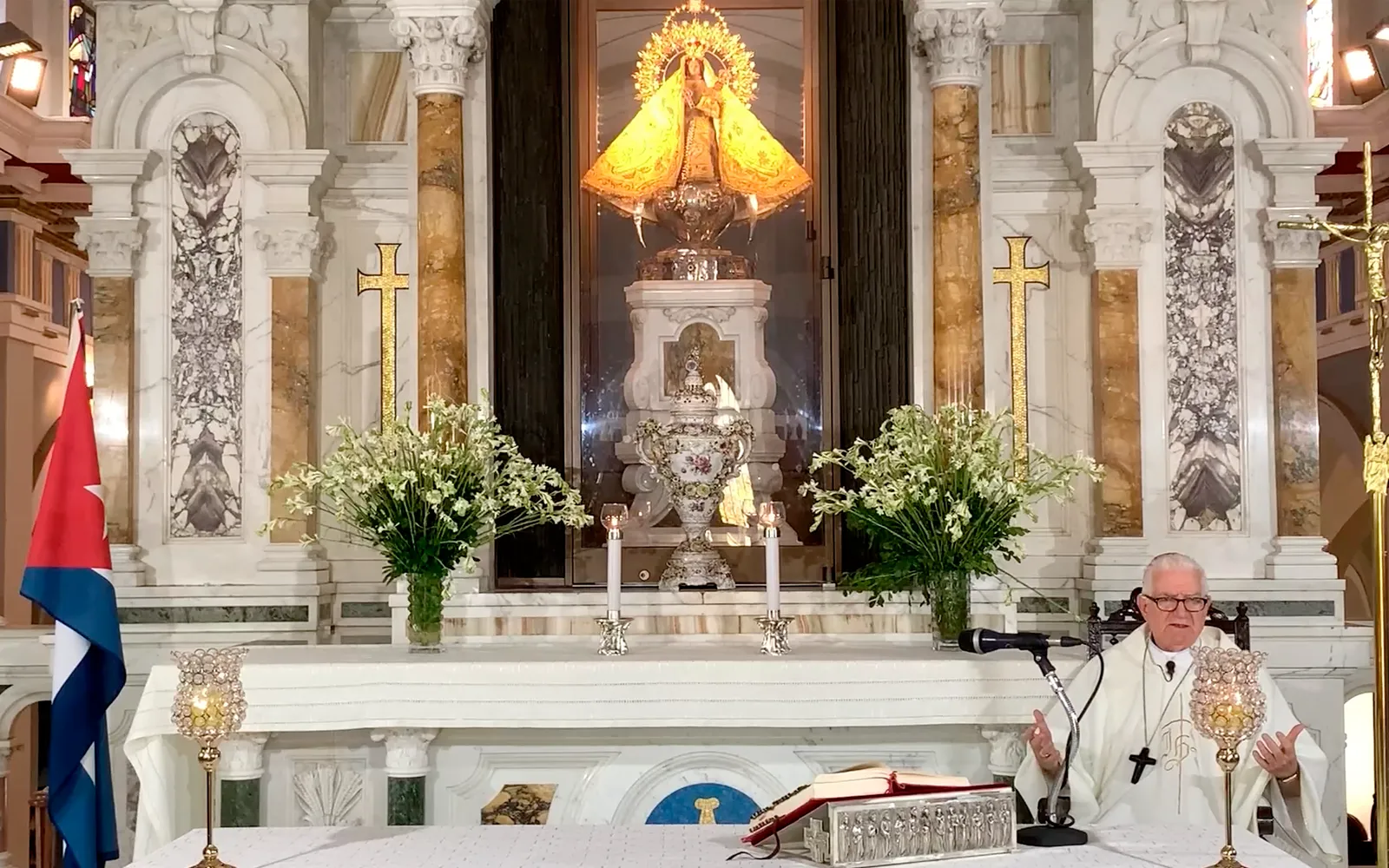 Mons. Dionisio García Ibáñez, Arzobispo de Santiago de Cuba, en la Basílica Santuario de Nuestra Señora de la Caridad del Cobre.?w=200&h=150