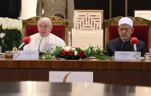 El Papa Francisco habla ante el Consejo Musulmán de Ancianos. Crédito: ACI Group 