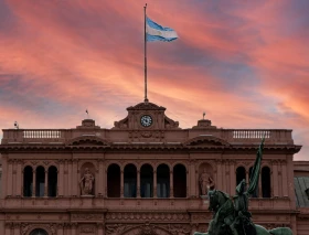 Elecciones en Argentina: La Iglesia pide acudir a las urnas y rezar por la Patria