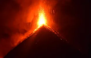 Erupción del Volcán de Fuego / Foto: Flickr leo.tisseau (CC BY-ND 2.0) 