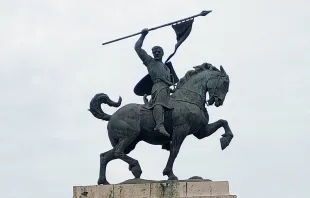 Estatua del Cid Campeador en Plaza de España, Valencia. Crédito: Juanjocas68, CC BY-SA 4.0 - Wikimedia Commons.