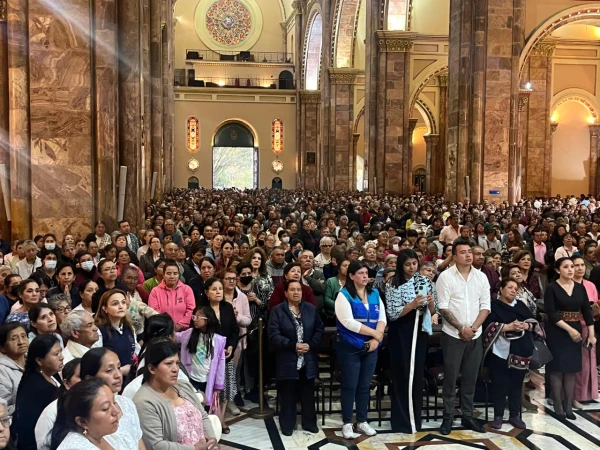 Misa de envío a las 7:00 de la mañana en Cuenca. Crédito: Radio Católica Cuenca