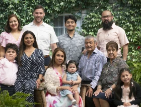 Familia católica latina recibe prestigioso premio por su legado de fe y servicio en EE.UU.