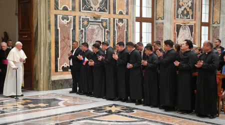 El Papa Francisco recibe a peregrinos de Filipinas en el Vaticano