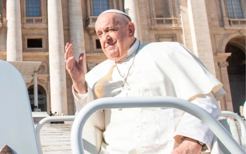 Argentina, tierra natal del Papa, unida en oración por su salud