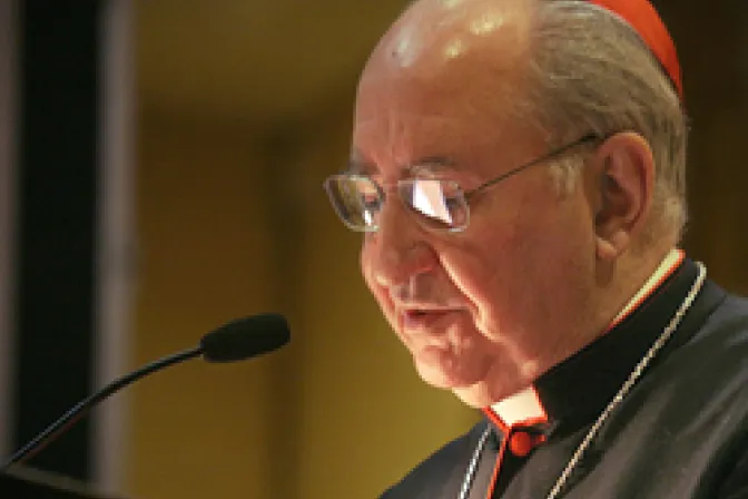 Llamar matrimonio a unión homosexual es una aberración, dice Cardenal Erráruriz