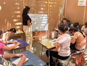 Sacerdote argentino prioriza la educación de los niños en Gaza