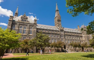 La Universidad de Georgetown, ubicada en Washington D.C., es la universidad católica y jesuita más antigua del país. Crédito: Rob Crandall / Shutterstock.