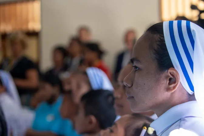 Una de las Hermanas Alma durante la visita del Papa Francisco