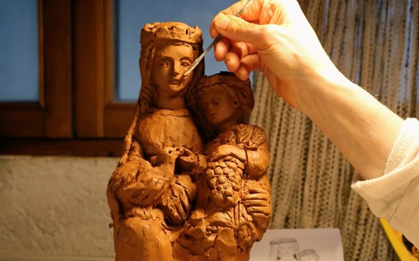 Image of Our Lady of the Goodness of God prepared by the sisters of Bethlehem. Credit: YouTube capture Monastic family of Bethlehem.