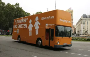 HazteOir.org ha lanzado un nuevo autobu00fas contra la Ley Trans que impulsa el Gobierno de Espau00f1a. Cru00e9dito: HazteOir.org 