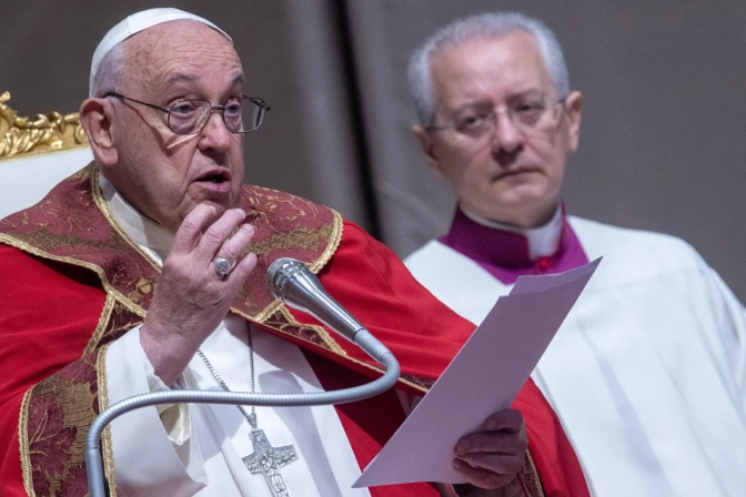 El Papa Francisco durante la Misa de este 4 de noviembre