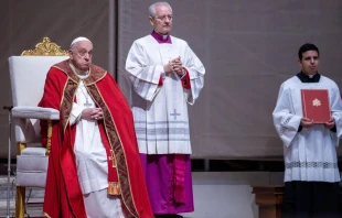 Misa en sufragio de cardenales y obispos fallecidos el último año Crédito: Daniel Ibáñez/EWTN News