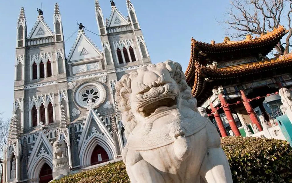 La Iglesia católica del Salvador, también llamada Iglesia Xishiku o Beitang, en el distrito de Xicheng, Pekín, China.?w=200&h=150