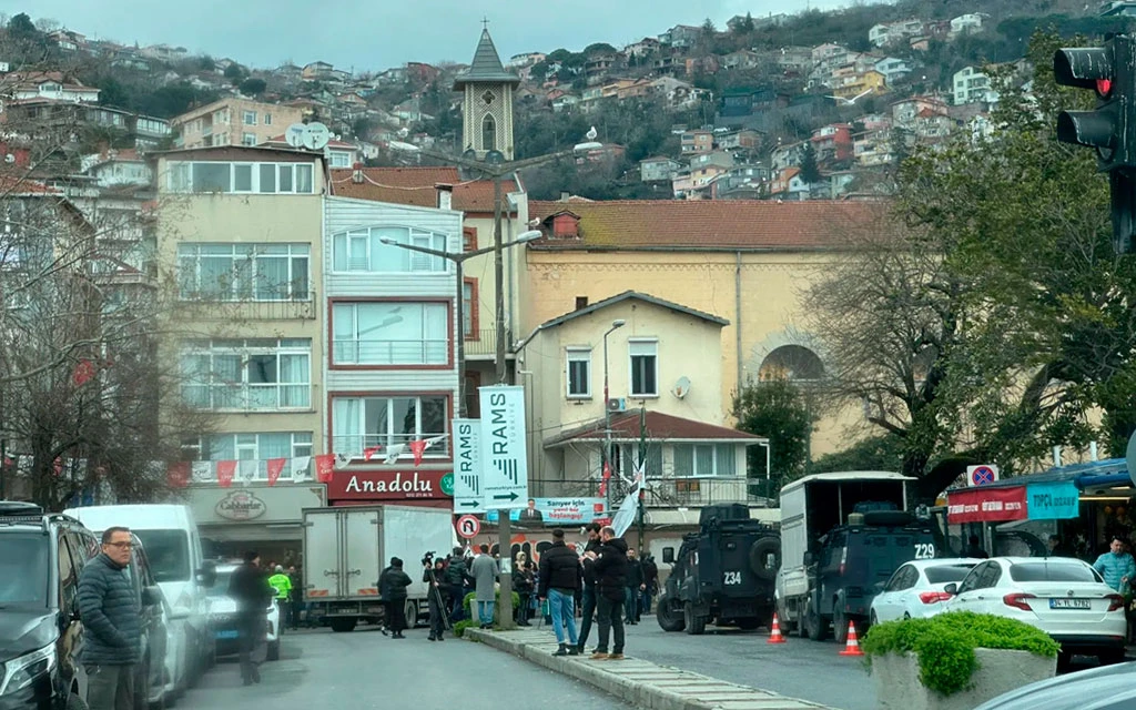 Exterior de la iglesia Santa María de Estambul (Turquía)?w=200&h=150