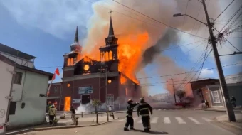 Incendio en la iglesia San Antonio de Padua