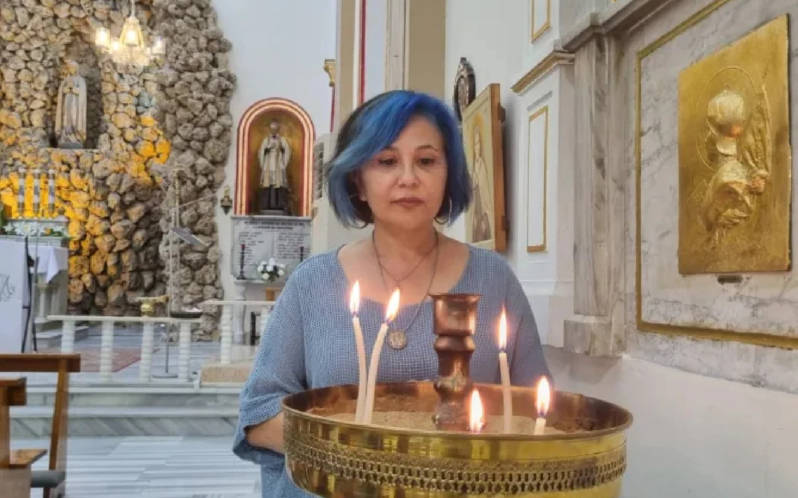 Belkız, de 61 años, nació en una familia musulmana en Turquía. Atea desde los 15 años, se convirtió al cristianismo y luego al catolicismo.?w=200&h=150