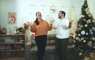 ítala y Juanjo lanzan nuevos cantos católicos por Navidad. Crédito: EWTN Noticias.