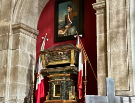 “Compatriota llóralo”: Esta catedral alberga los restos del héroe que consumó la independencia de México