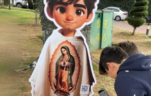 Imagen de Juanito.ai cerca de la Basílica de Guadalupe. Crédito: Juanito.ia