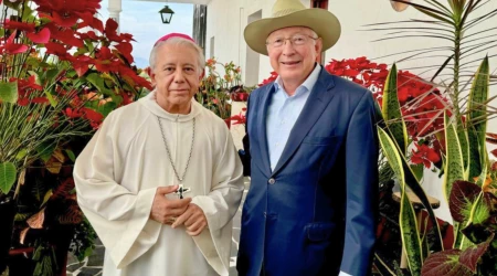 México: Embajador de EEUU destaca labor de la Iglesia Católica