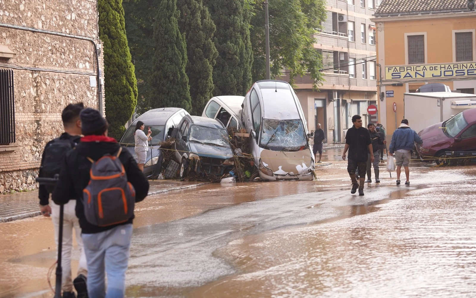 El barrio valenciano de la Torre sufre las consecuencias de las inundaciones en España en octubre de 2024.?w=200&h=150