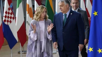 Giorgia Meloni, primera ministra de Italia; Viktor Orbán, primer ministro de Hungría; y el presidente francés Emmanuel Macron estuvieron entre los líderes europeos que felicitaron al presidente electo Donald Trump por su victoria el 6 de noviembre de 2024.