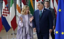 Giorgia Meloni, primera ministra de Italia; Viktor Orbán, primer ministro de Hungría; y el presidente francés Emmanuel Macron estuvieron entre los líderes europeos que felicitaron al presidente electo Donald Trump por su victoria el 6 de noviembre de 2024.