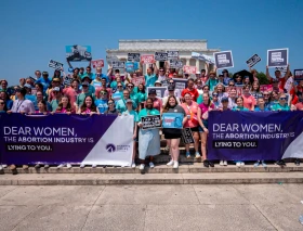 2 años sin Roe v. Wade: Juventud y política serán claves para defender la vida