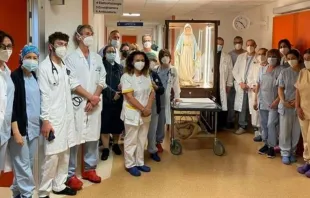 Virgen de la Medalla MIlagrosa visita un hospital en Italia. Crédito: Facebook/Medaglia Miracolosa pellegrina  