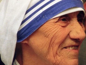 Esta es la “Novena de emergencia” que la Madre Teresa rezaba en apuros