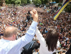 Obispos de Venezuela lamentan la violencia que ya deja 11 manifestantes muertos