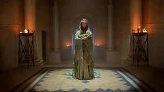 La actriz Noa Cohen como la Santísima Virgen María en la nueva película de Netflix, “María”.