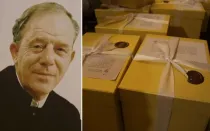 El Padre Mario Pantaleo (der.) y las cajas selladas con los documentos de la fase diocesana de la causa de beatificación.