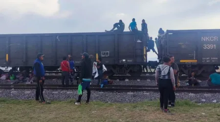 México: Iglesia Católica pide detener deportación inmediata de caravana de migrantes