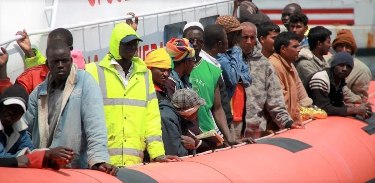 Migrantes africanos rescatados en un barco.?w=200&h=150