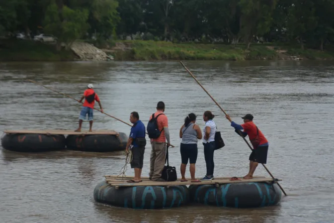 Migrantes en Ciudad de México comparten su sufrimiento y la Iglesia Católica los asiste