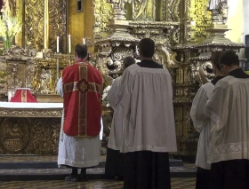 10 diferencias entre la Misa tradicional en latín y la forma ordinaria o novus ordo