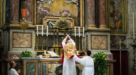 Misa tradicional en latín en Roma